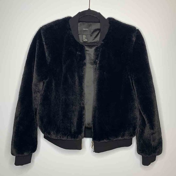 Forever 21 black faux fur bomber jacket - Picture 1 of 2